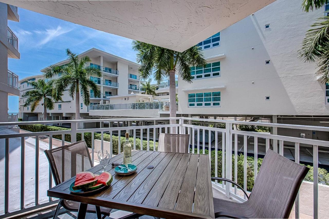 House Of Sun Siesta Key Crescent Beach Sarasota Exterior photo